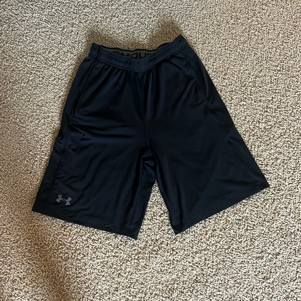 Mens small under Armour athletic shorts